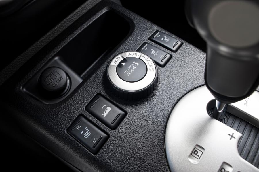  Nissan X-Trail 2011 года  (фото 11 из 37)